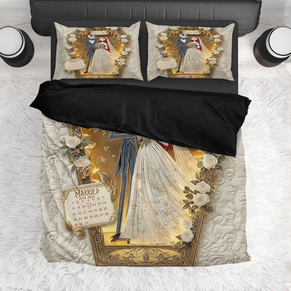 Horror Wedding Couple Custom Calendar - Personalized Nightmare Bedding Set